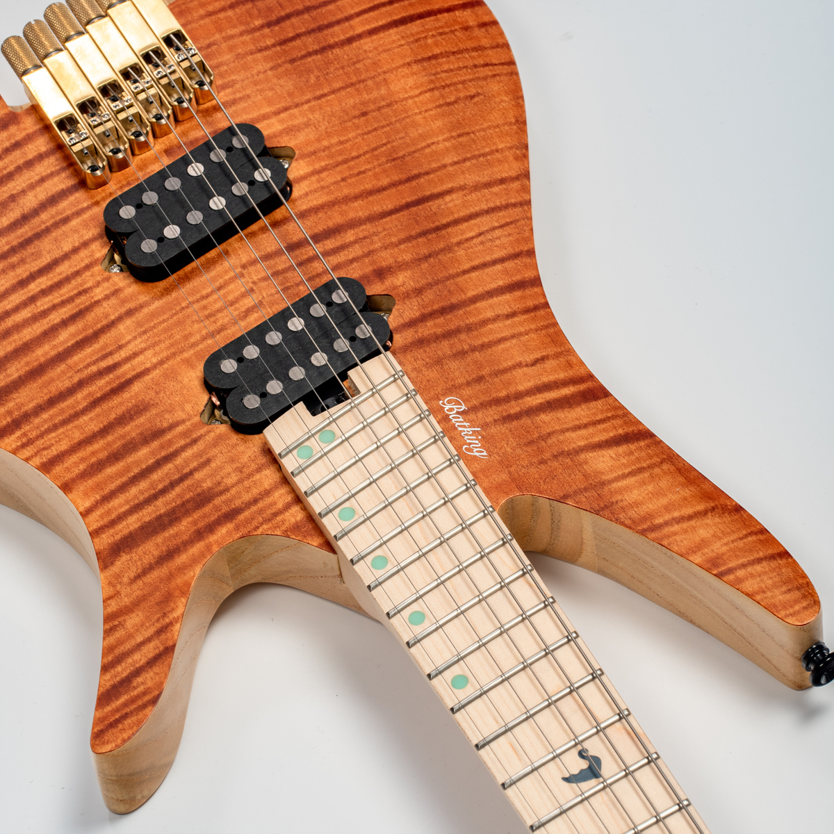 Batking 6 String Fanned Fret Headless Electric Travel Guitar with Multiscale Birdeyes Fingerboard Of Luminous Inlay